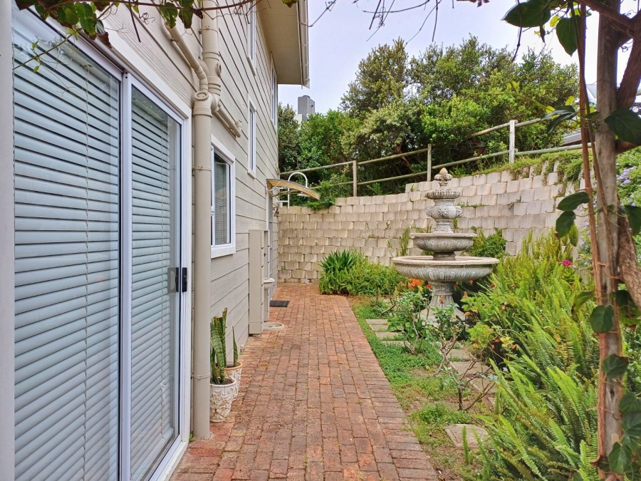 2 Bedroom Property for Sale in Bergsig Western Cape